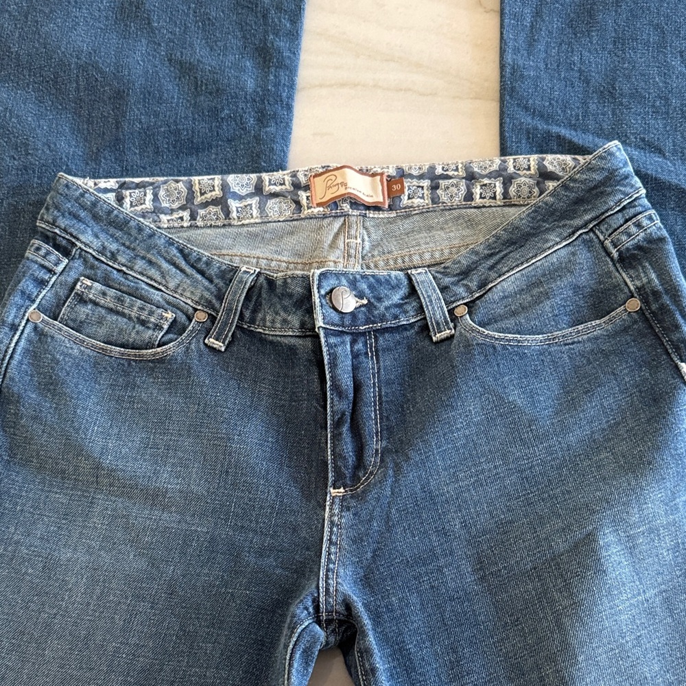 Paige Premium Denim Laurel Canyon Dark Blue Boot Cut Jeans size 30x33”